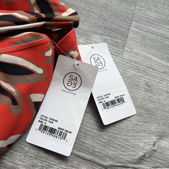 Sage Collective Crop Top Biker Shorts Set Women's  Red Palm Print NWT $115 SMALL - Picture 8 of 11